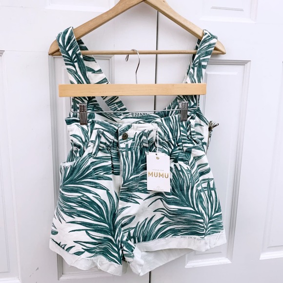 Show Me Your Mumu Set ( Mamba Top and Emilia Shorts) - Picture 2 of 12